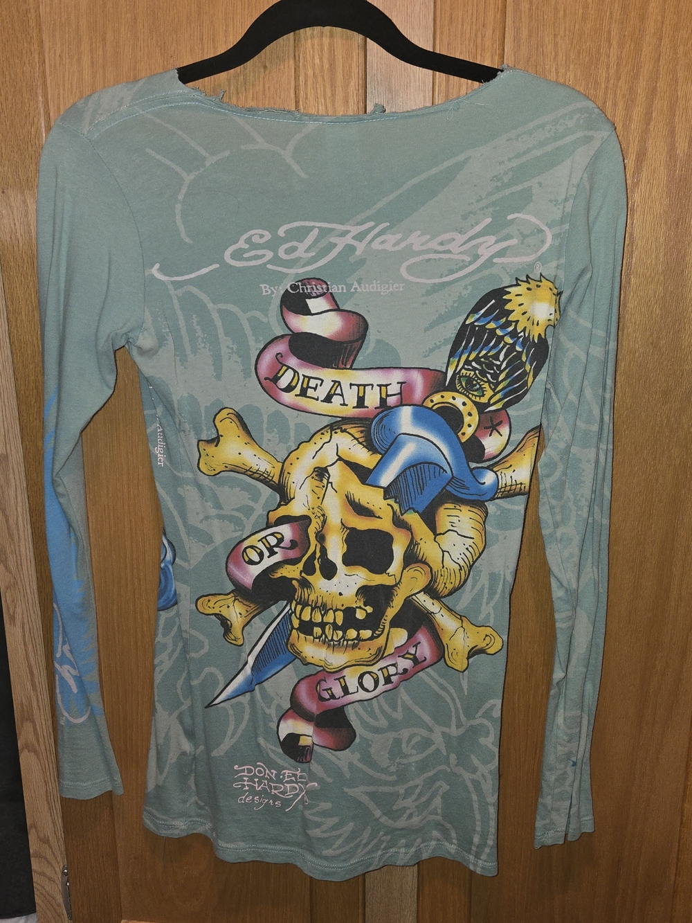 Y2K Vintage Ed Hardy with Koi Graphic - Picture 2 of 3